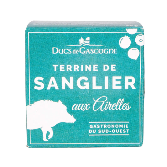 Front view of a small green box with the Duc de Gascogne logo and the title Terrine de sanglier aux airelles with the outline of a boar and tomatoes in the corners of the box
