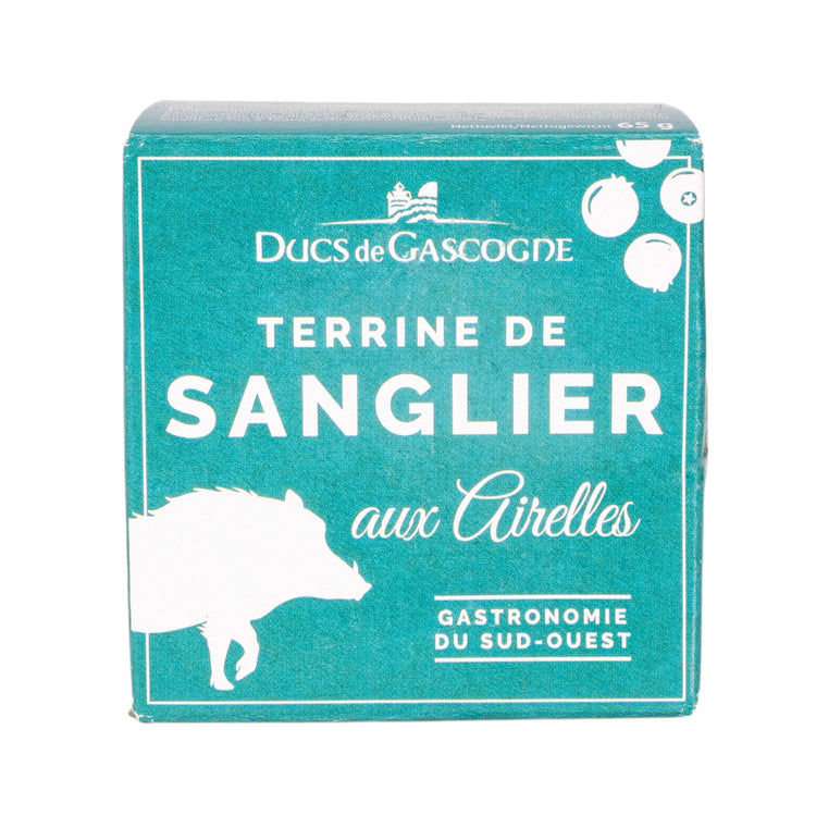 Front view of a small green box with the Duc de Gascogne logo and the title Terrine de sanglier aux airelles with the outline of a boar and tomatoes in the corners of the box