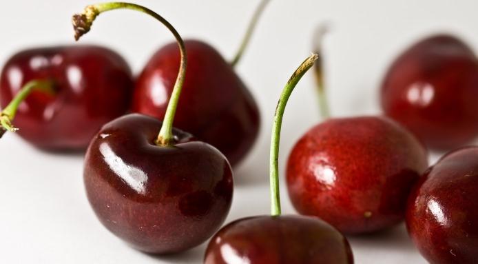 Amarena Cherries 400g in Attractive Fabri Glass Jar